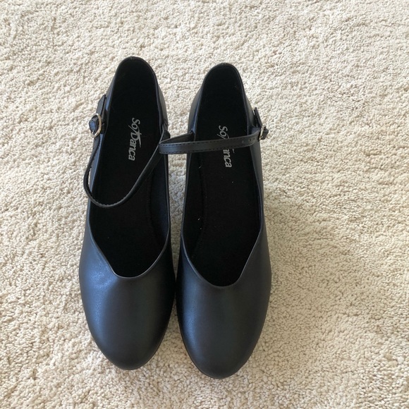 So Danca dance performance shoes,size 8 wide, 2 inch heel - Picture 2 of 6
